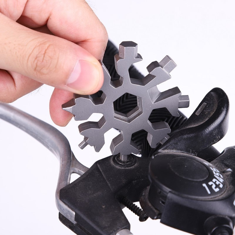 Multi-tool with 18 functions Stainless Steel Snowflake Compact Multifunction Screwdriver